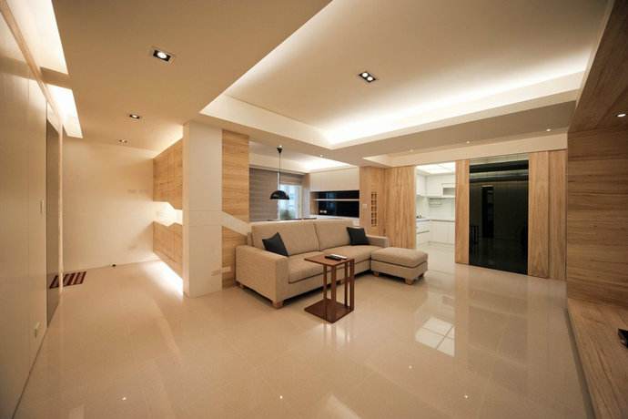 可怕！裝修時貼墻紙用的膠水太過刺鼻，孩子患上裝修性哮喘，甲醛超標怎么辦