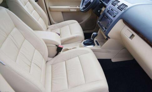 高溫夏季汽車甲醛超標十倍不止？如何除甲醛成為難題